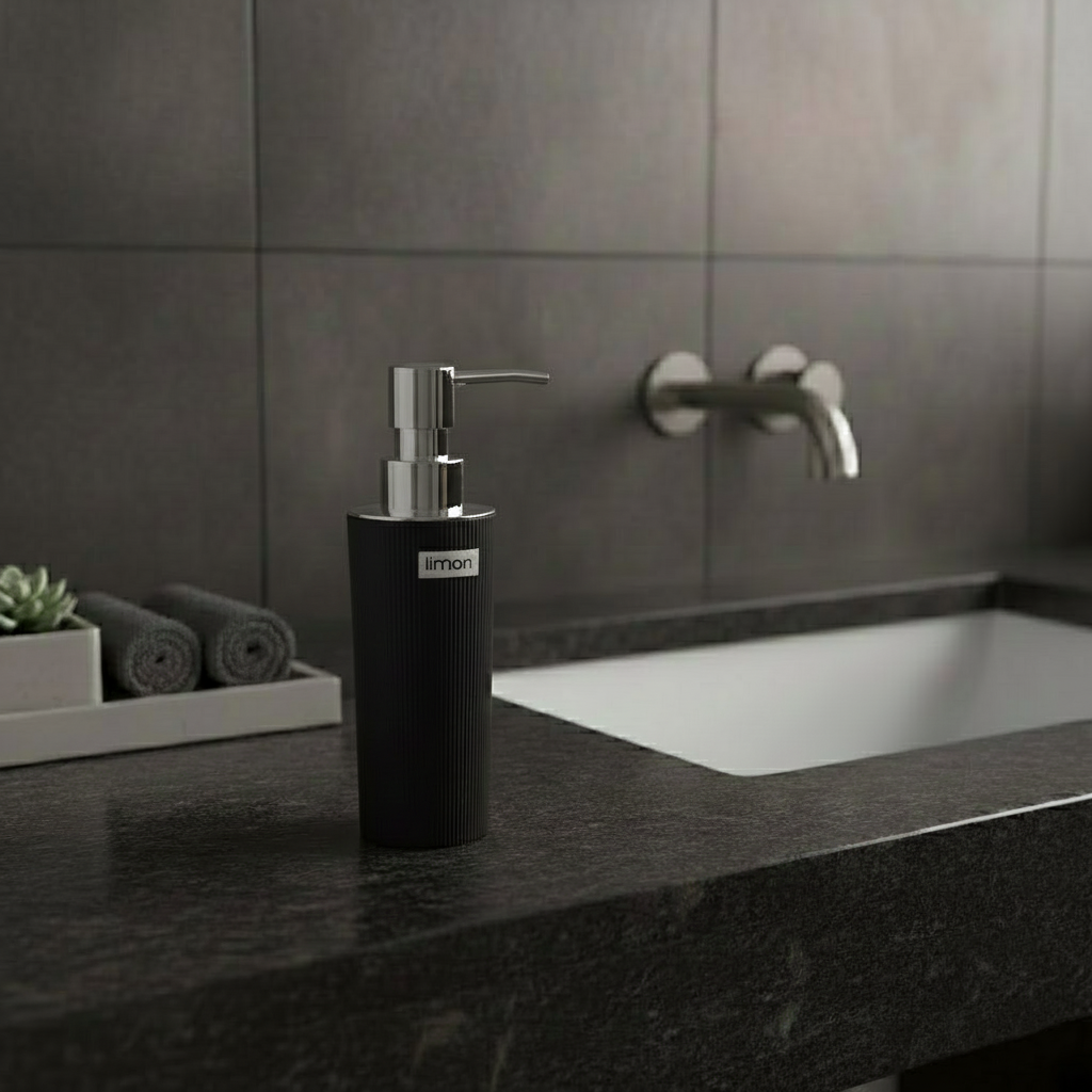 SlimRibbed Liquid Dispenser (2159) by Limon Main image