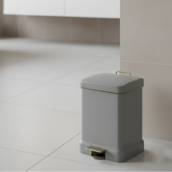 Smart Bin – 4.5L Pedal-Operated Trash Can with Detachable Basket (1997) by Limon