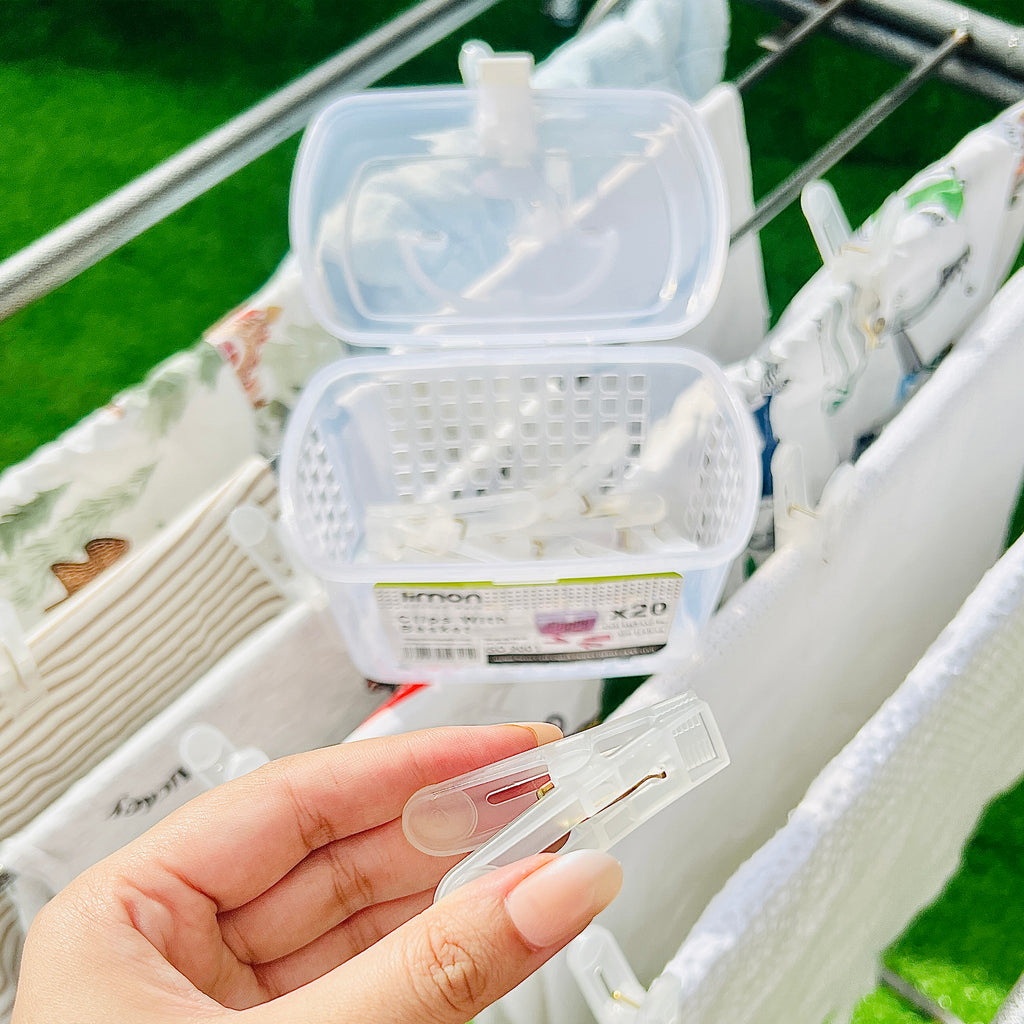 Laundry Essentials Clips Box with Handle – 20 Pcs (1110) by Limon