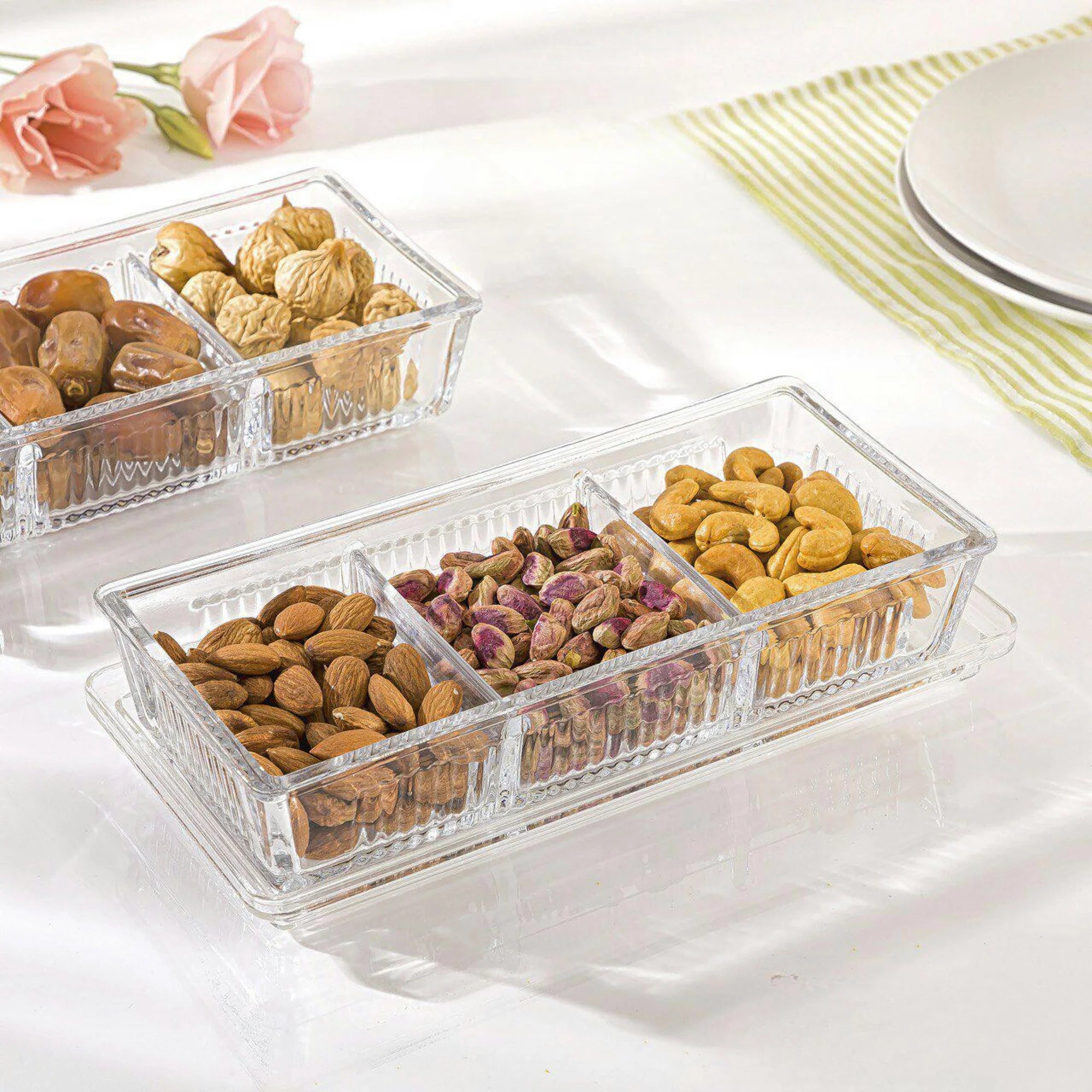 Divido Glass Snack Tray with Lid (2101) by Limon Secondary image